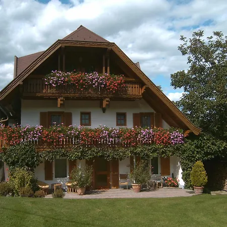 Ferm Gæstehus Schiefling am See